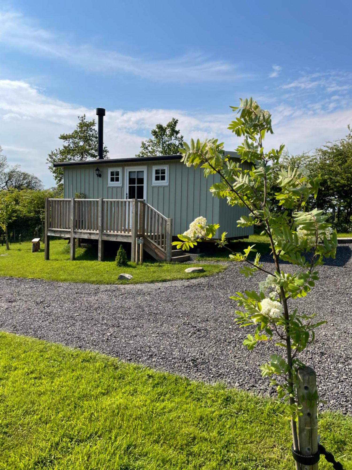 Rosemary Shepherds Hut, Clay Bank Huts Ingleby Greenhow Exterior photo